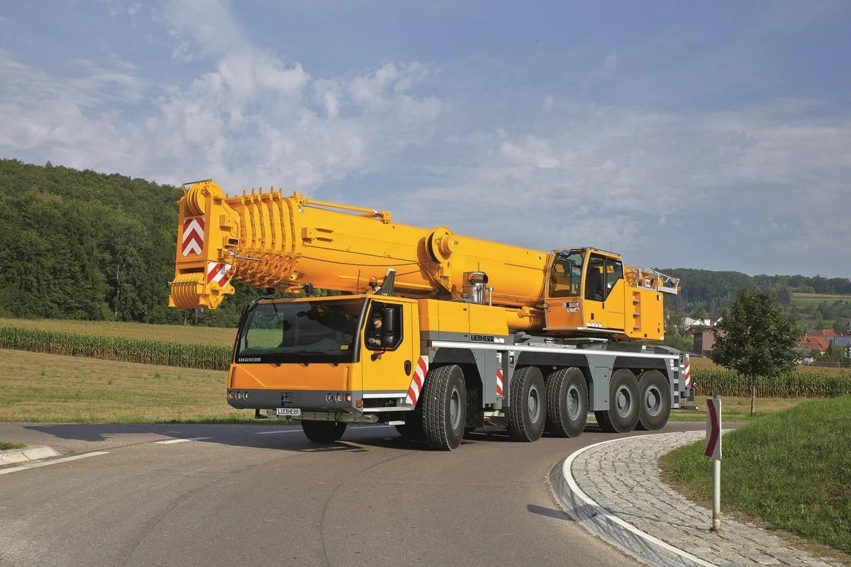 Автокран Liebherr 200 тонн